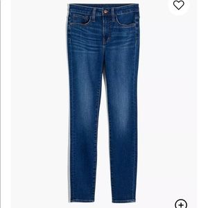 Madewell Curvy Roadtripper Jeans